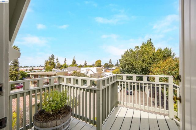 742 B St, Hayward, CA 94541