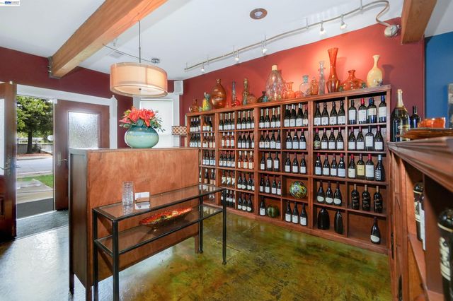 742 B St, Hayward, CA 94541