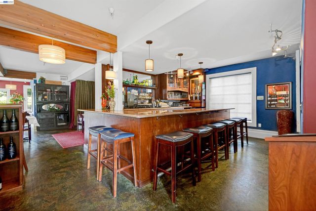 742 B St, Hayward, CA 94541