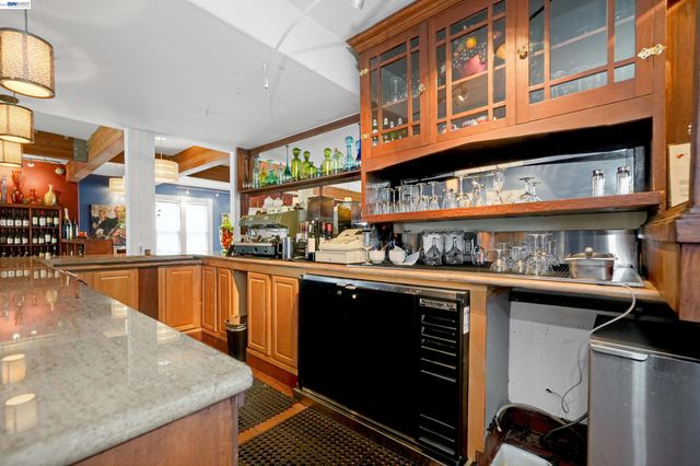 742 B St, Hayward, CA 94541
