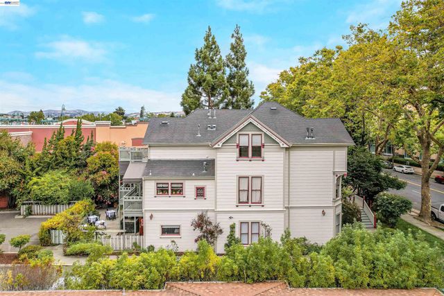 742 B St, Hayward, CA 94541