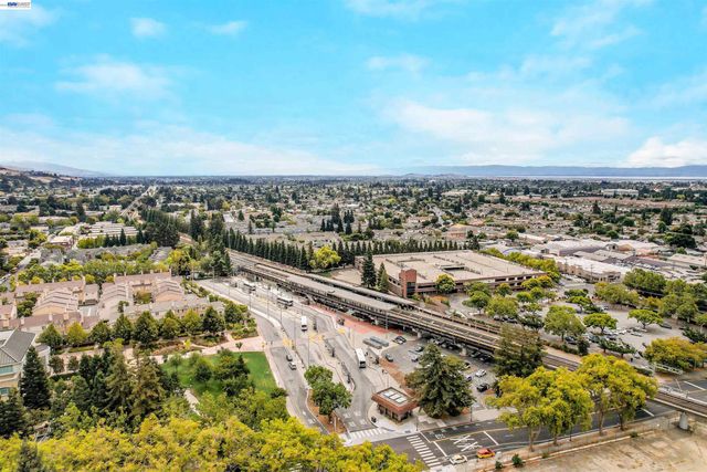 742 B St, Hayward, CA 94541