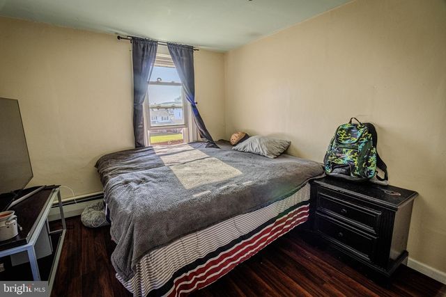 152 S CENTER ST, Frackville, PA 17931
