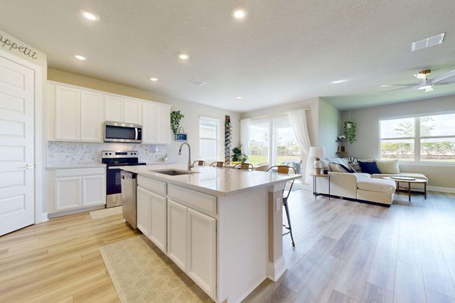 6624 NW Cloverdale Avenue, Port St. Lucie, Port St Lucie, FL 34987