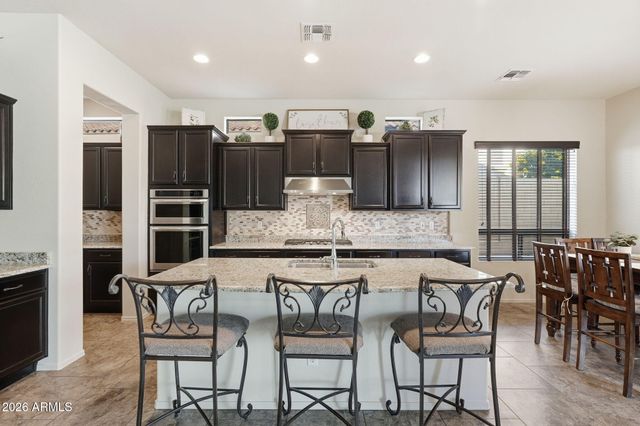 8449 E LOCKWOOD Street, Mesa, AZ 85207