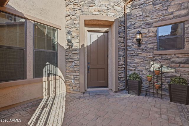 8449 E LOCKWOOD Street, Mesa, AZ 85207