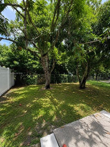1225 NW 58th Avenue 1225, Lauderhill, FL 33313
