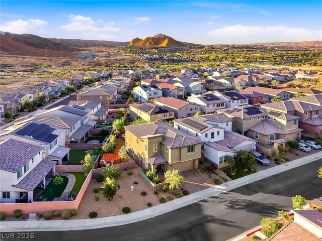 12 Cresta Villa Court, Henderson, NV 89011