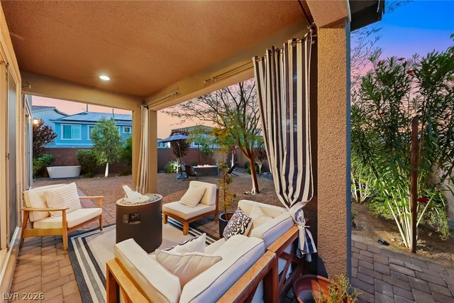 12 Cresta Villa Court, Henderson, NV 89011