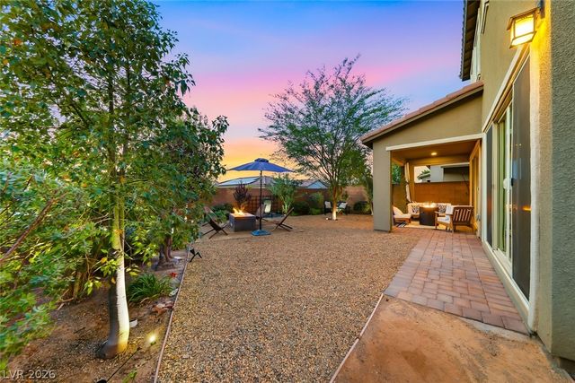 12 Cresta Villa Court, Henderson, NV 89011
