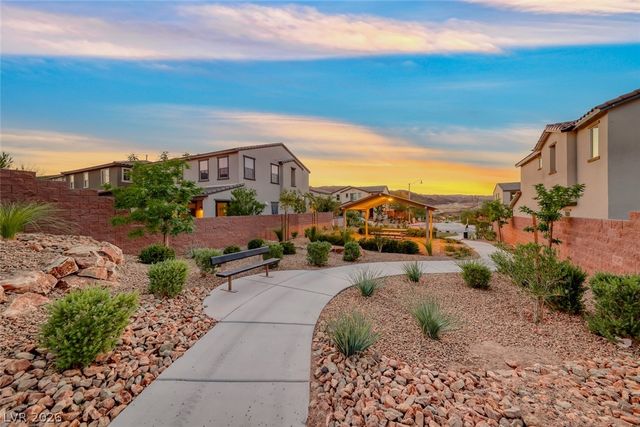 12 Cresta Villa Court, Henderson, NV 89011