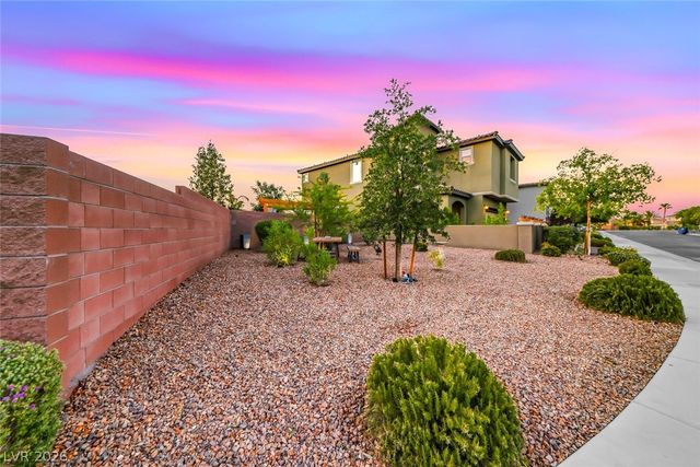 12 Cresta Villa Court, Henderson, NV 89011