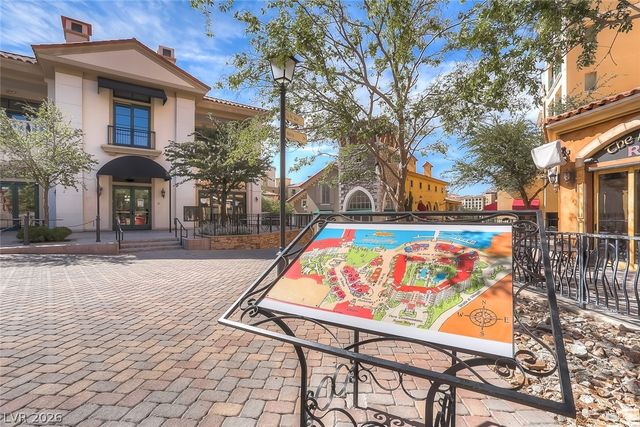 12 Cresta Villa Court, Henderson, NV 89011