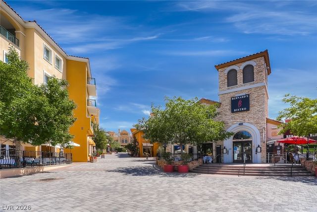 12 Cresta Villa Court, Henderson, NV 89011