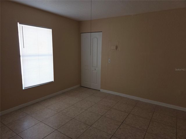 8 SAWFISH COURT, Poinciana, FL 34759