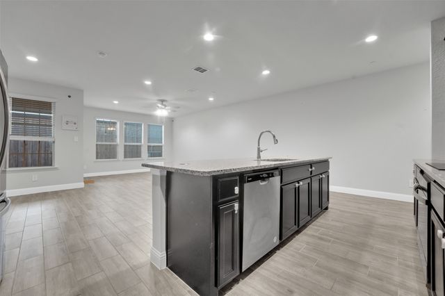 603 Sandiford Court, Mansfield, TX 76063