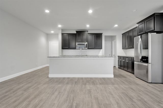 603 Sandiford Court, Mansfield, TX 76063