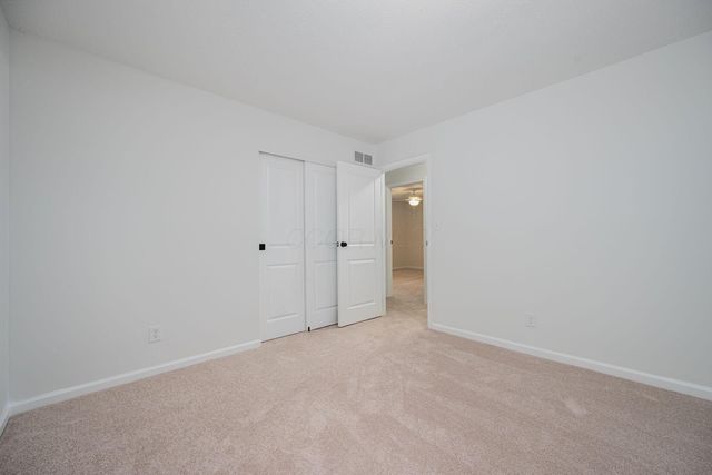260 Old Coach Place, Canal Winchester, OH 43110