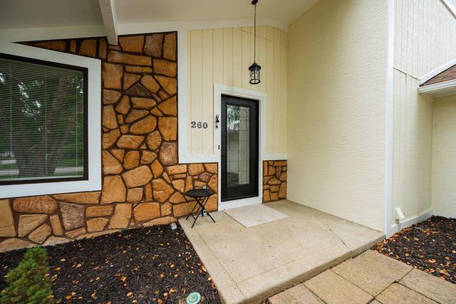 260 Old Coach Place, Canal Winchester, OH 43110