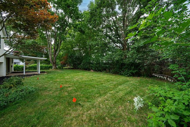 260 Old Coach Place, Canal Winchester, OH 43110