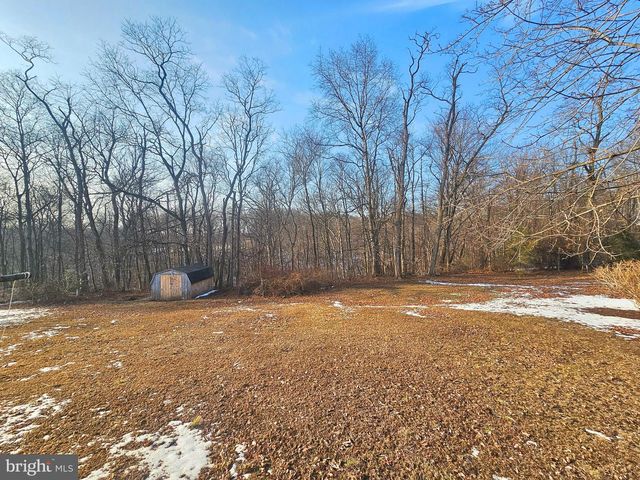 26 EISENHOWER BLVD, Duncannon, PA 17020