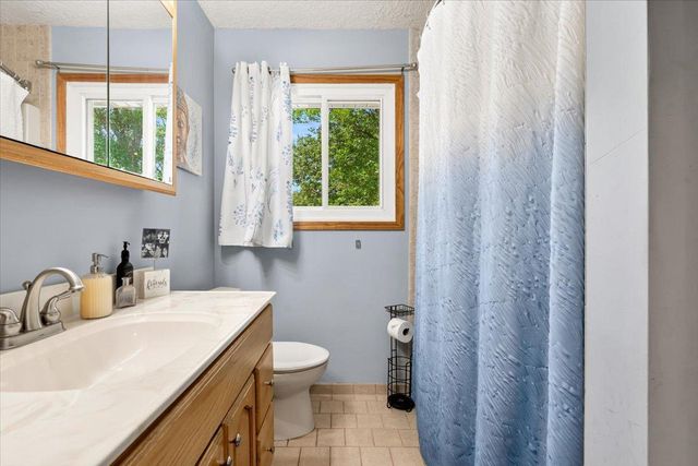 11902 Wisconsin Avenue N, Champlin, MN 55316
