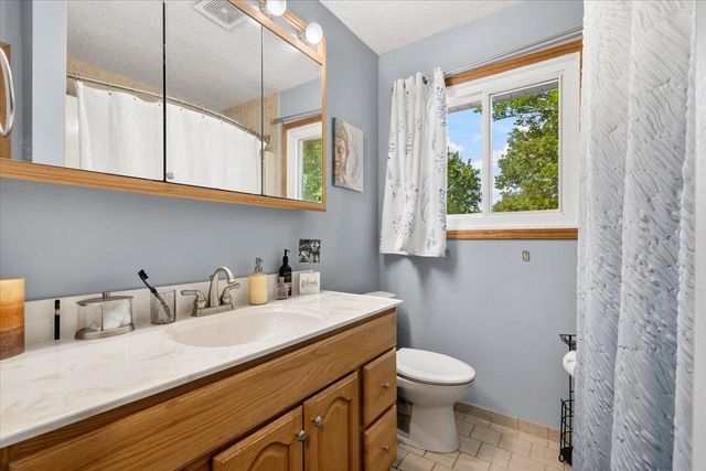 11902 Wisconsin Avenue N, Champlin, MN 55316