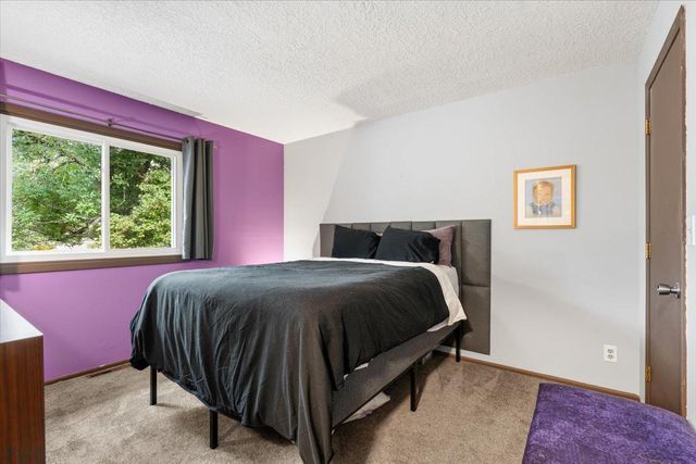 11902 Wisconsin Avenue N, Champlin, MN 55316