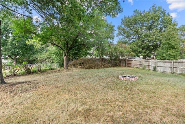 11902 Wisconsin Avenue N, Champlin, MN 55316