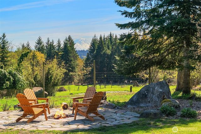 23419 107th Avenue SW, Vashon, WA 98070