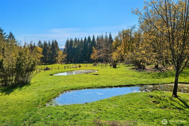 23419 107th Avenue SW, Vashon, WA 98070