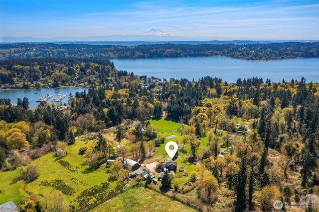 23419 107th Avenue SW, Vashon, WA 98070