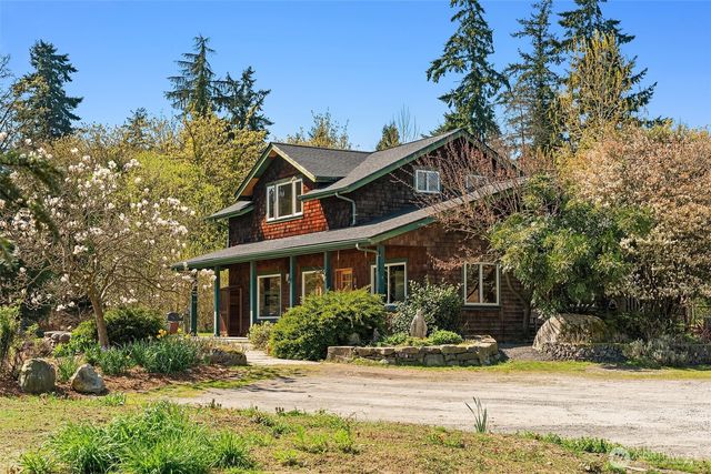 23419 107th Avenue SW, Vashon, WA 98070