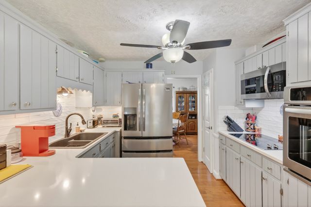 1107 Wilson Ave, Tullahoma, TN 37388