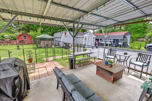 1107 Wilson Ave, Tullahoma, TN 37388