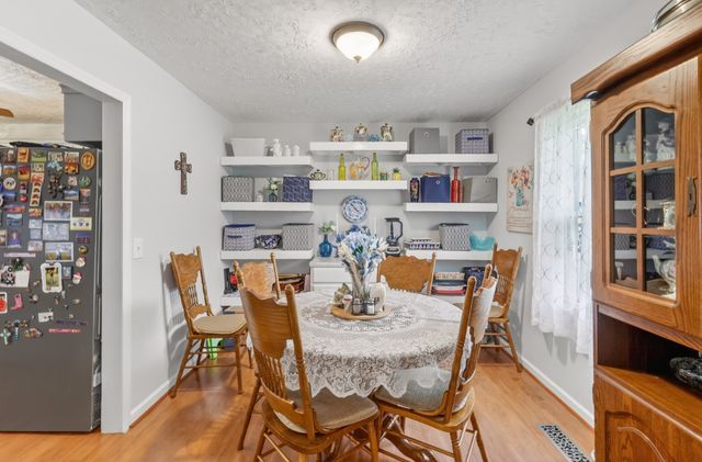 1107 Wilson Ave, Tullahoma, TN 37388