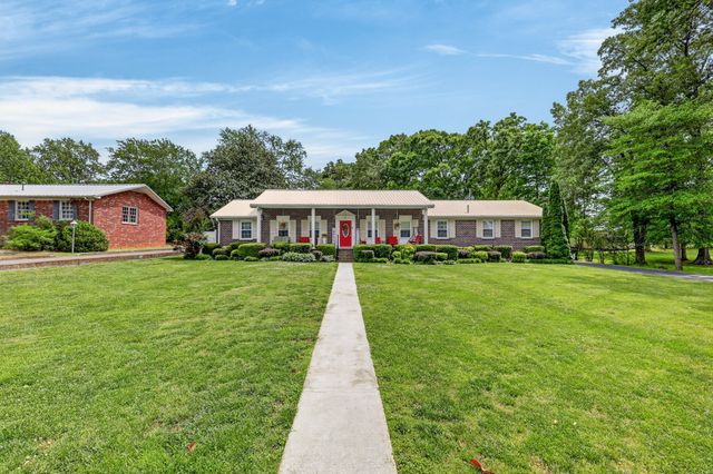 1107 Wilson Ave, Tullahoma, TN 37388