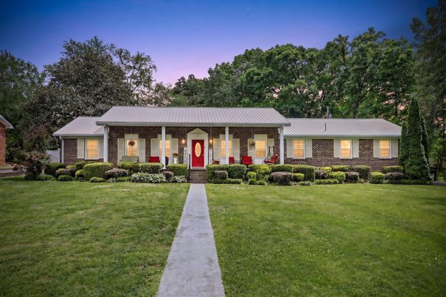 1107 Wilson Ave, Tullahoma, TN 37388