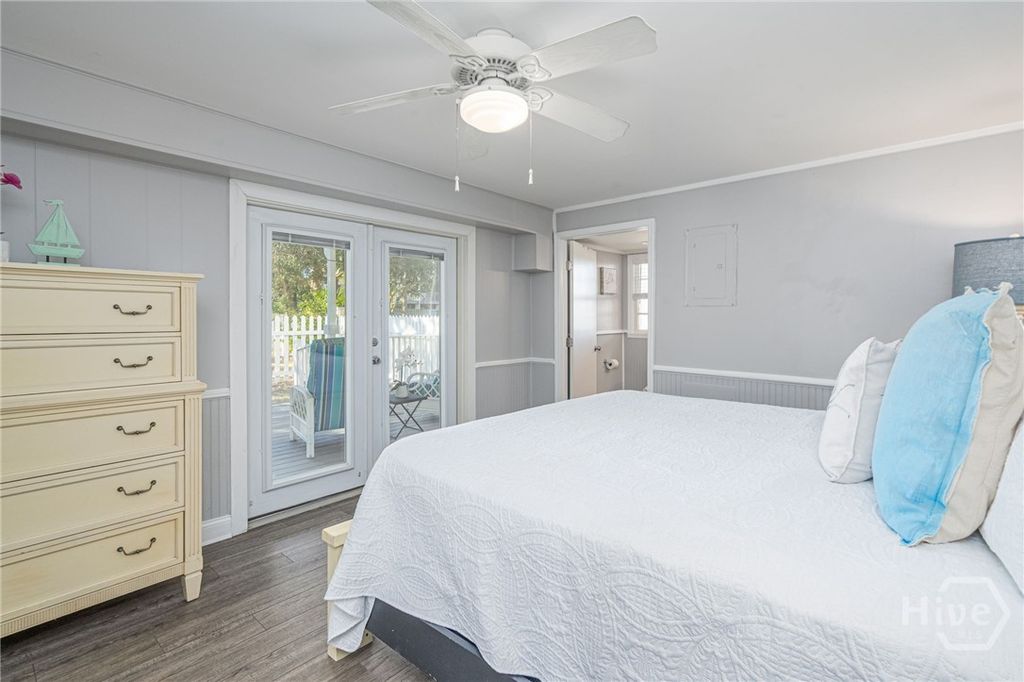 Image 27 of property listing at 1115 Jones Avenue, Tybee Island, GA 31328