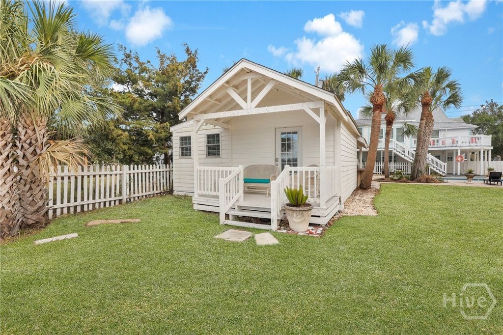 Image 36 of property listing at 1115 Jones Avenue, Tybee Island, GA 31328