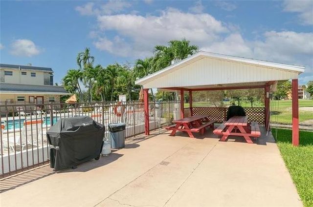 4331 NW 16th Street D308, Lauderhill, FL 33313
