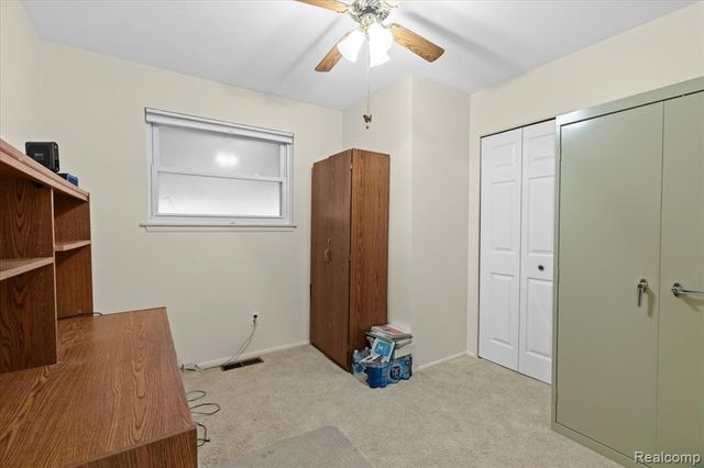 2091 Morris Avenue, Lincoln Park, MI 48146