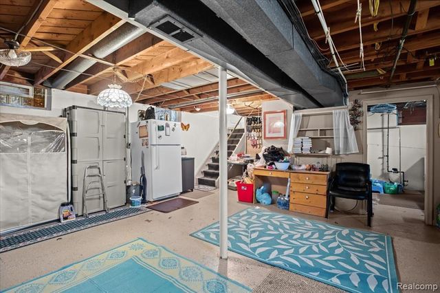 2091 Morris Avenue, Lincoln Park, MI 48146