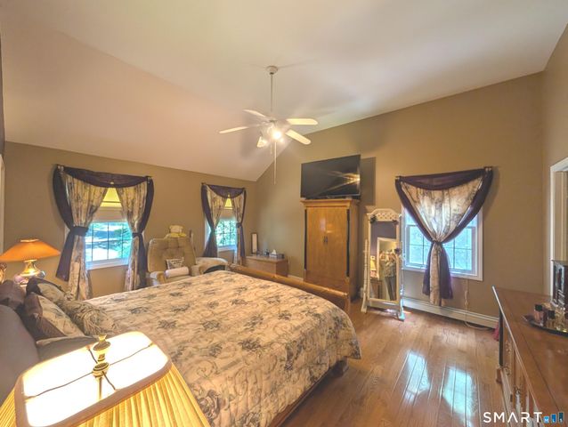 32 Shari Drive, Seymour, CT 06483