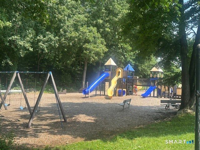 32 Shari Drive, Seymour, CT 06483