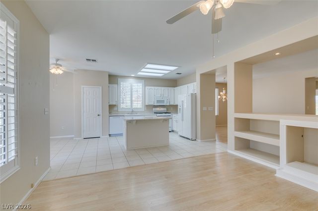 431 VINEWOOD Court, Henderson, NV 89012