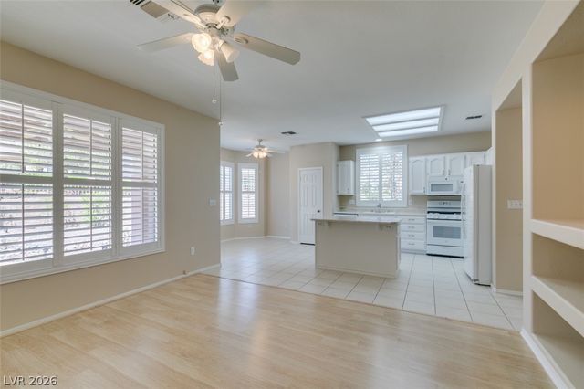 431 VINEWOOD Court, Henderson, NV 89012