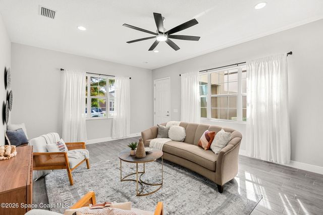 2221 Zuma Lane, Melbourne, FL 32940