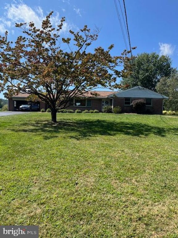 49 E 7 STARS RD, Phoenixville, PA 19460