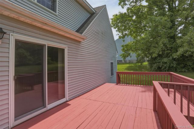 41 Saddle Ridge Drive, Hopewell Junction, NY 12533
